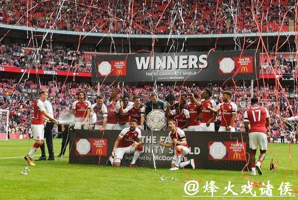 阿森纳历经点球大战 9-8淘汰水晶宫晋级联赛杯4强 阿森纳历经点球大战 9-8淘汰水晶宫晋级联赛杯4强